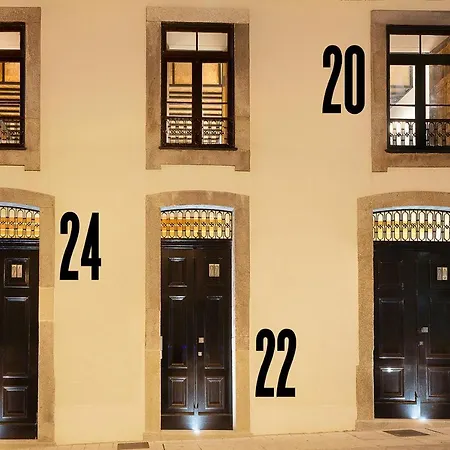 National Theatre Trendy *