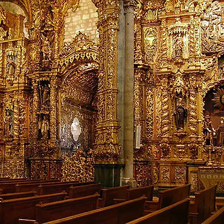 National Theatre Trendy Apartman