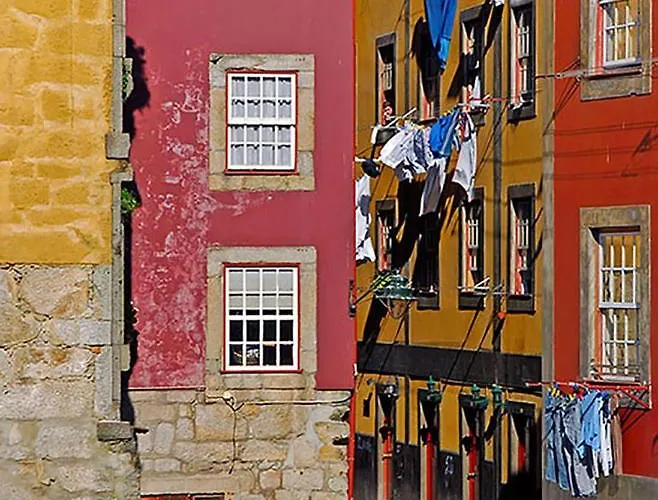 National Theatre Trendy