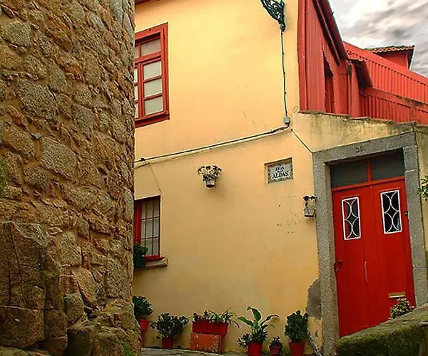 National Theatre Trendy *