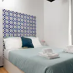 National Theatre Trendy Apartment