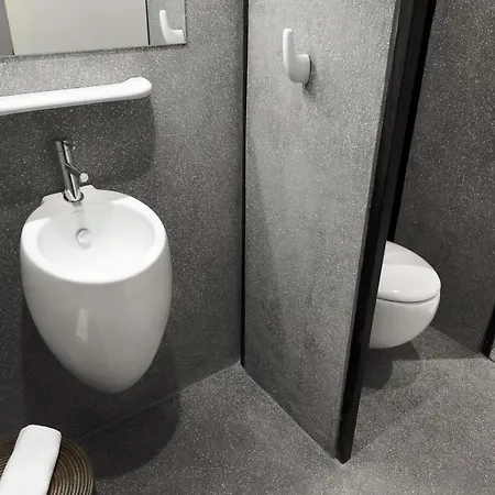 公寓 National Theatre Trendy