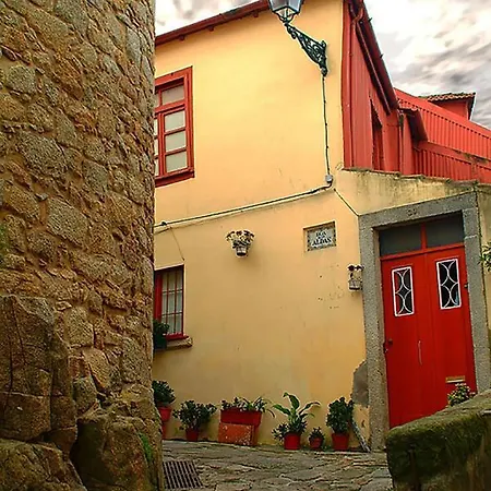 National Theatre Trendy *