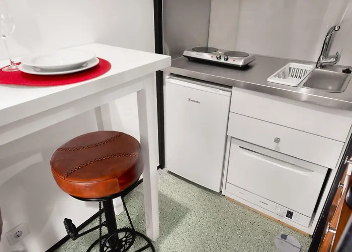 National Theatre Trendy