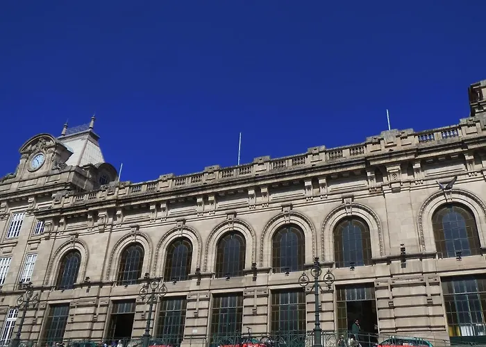 National Theatre Trendy Apartament