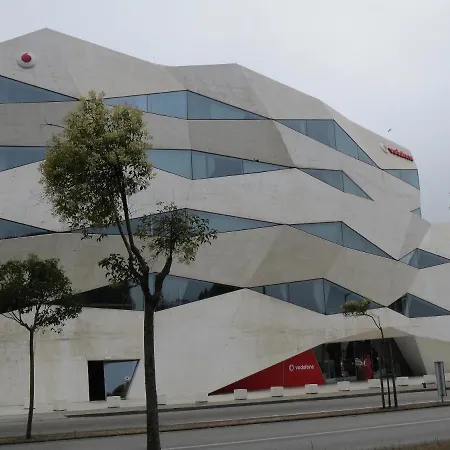 Apartment National Theatre Trendy